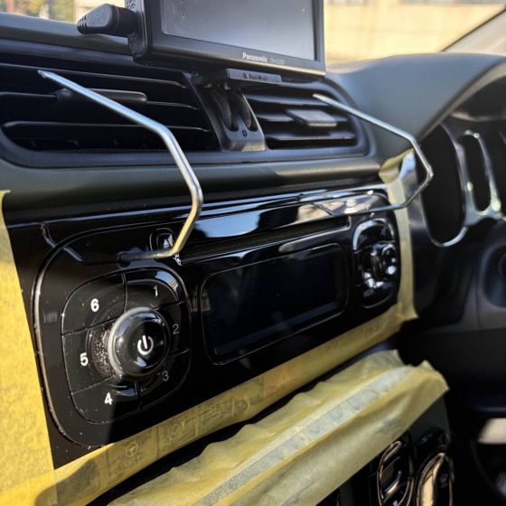 オーディオユニットの取外し